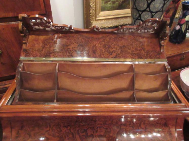 Superb Mid Victorian Burr Walnut Piano Front Davenport Desk - Image 3