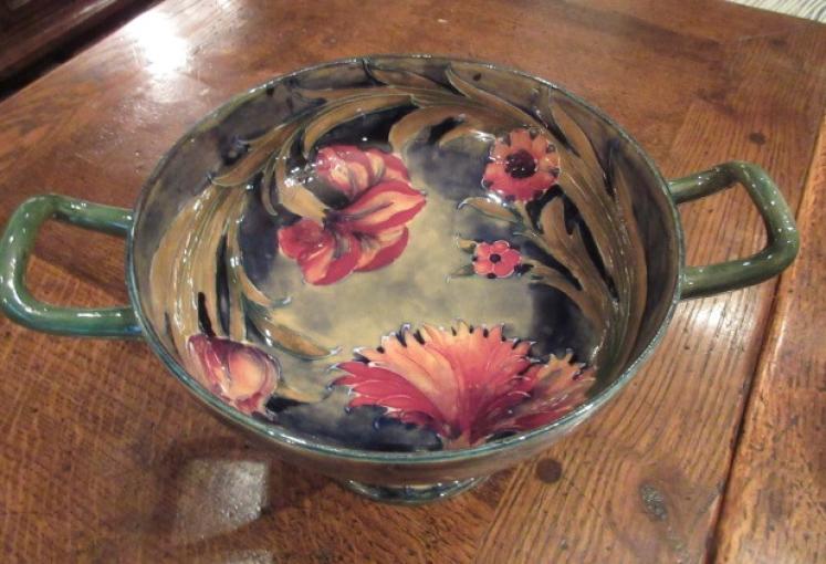 Early Moorcroft Spanish Twin Handled Pedestal Bowl - Image 2