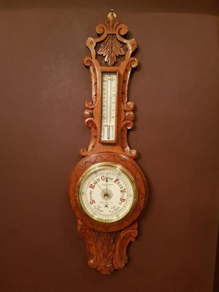 Small Superior Quality London Made Banjo Barometer - Image 1