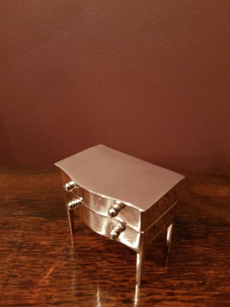 Rare George VI Period Silver Miniature Chest - Image 5