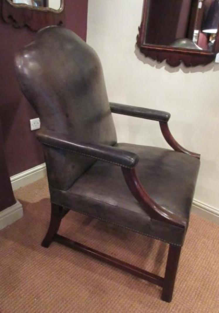 Mid 19th Century Leather Gainsborough Armchair - Image 4