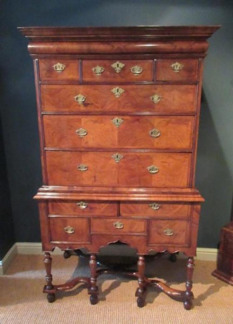 Fine Queen Anne Period Figured Walnut Chest on Stand - Image 1
