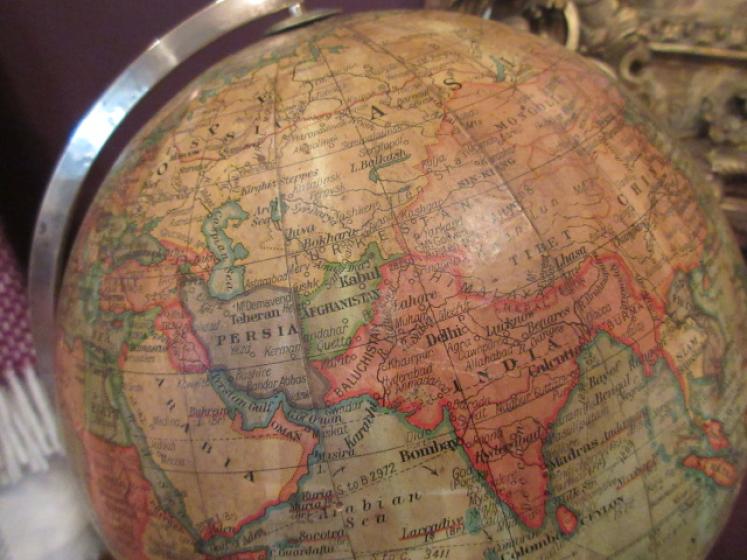 1920's Geographia 10" Paper Mache Terrestrial Globe - Image 5