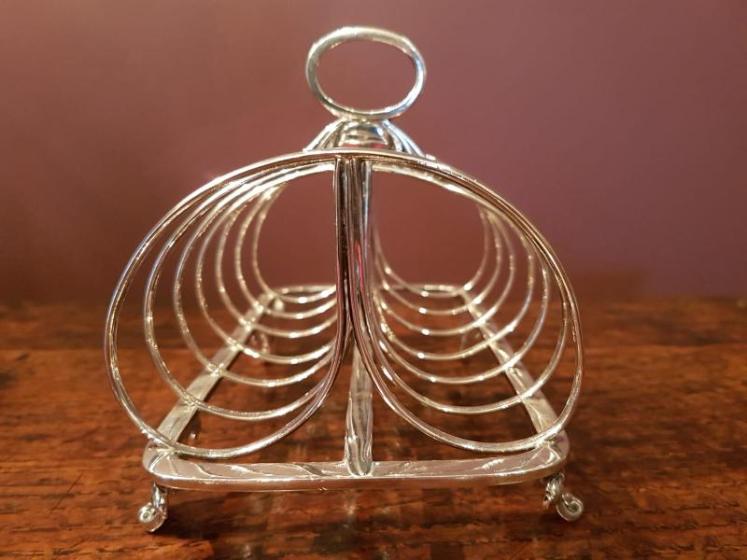 William IV Silver Toast Rack - Image 2