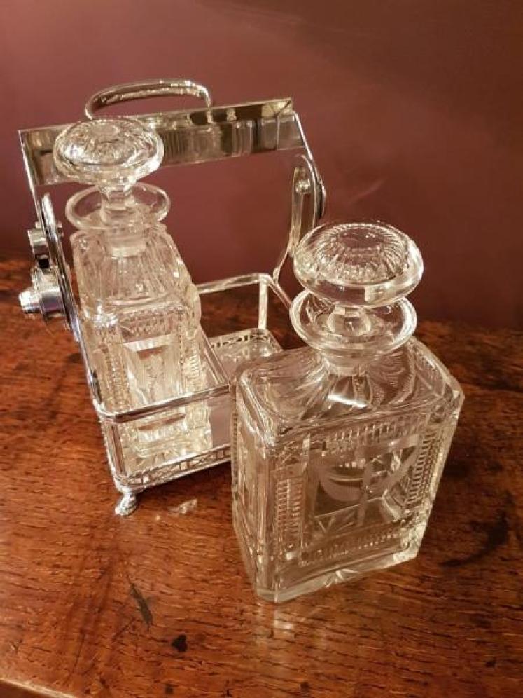 Superb Victorian Crystal Cut Two Bottle Whisky Tantalus - Image 2