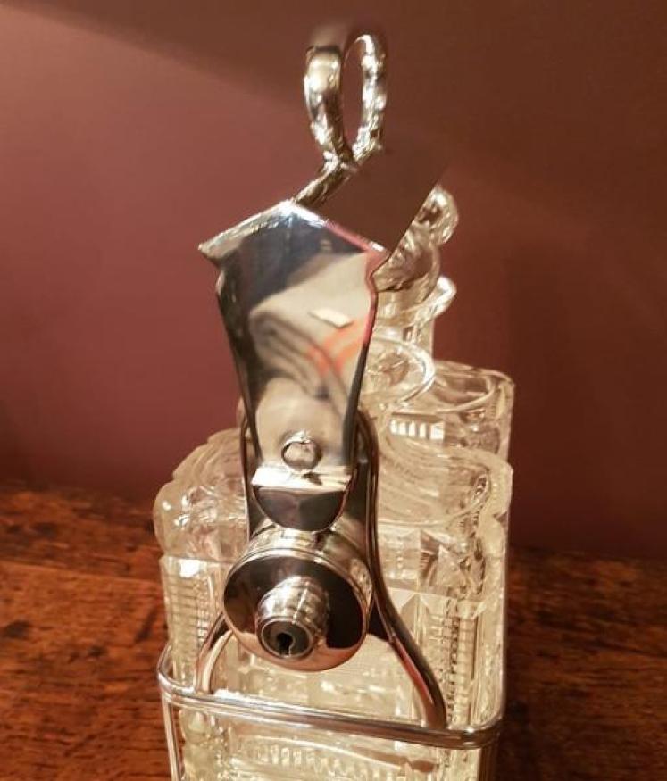 Superb Victorian Crystal Cut Two Bottle Whisky Tantalus - Image 4