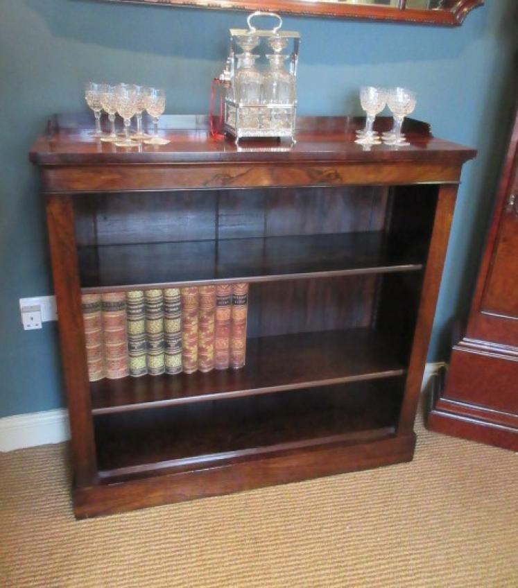 Fine Regency Period Rosewood Open Bookcase - Image 1