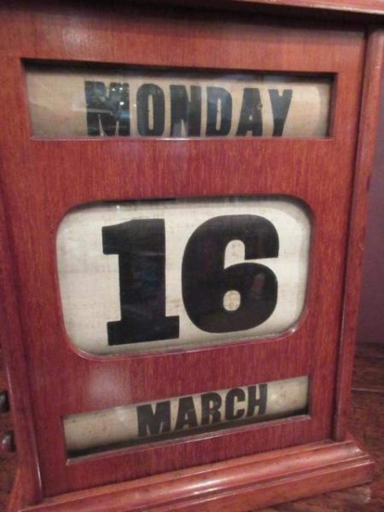 Superb Large Victorian Perpetual Desk Calendar - Image 2