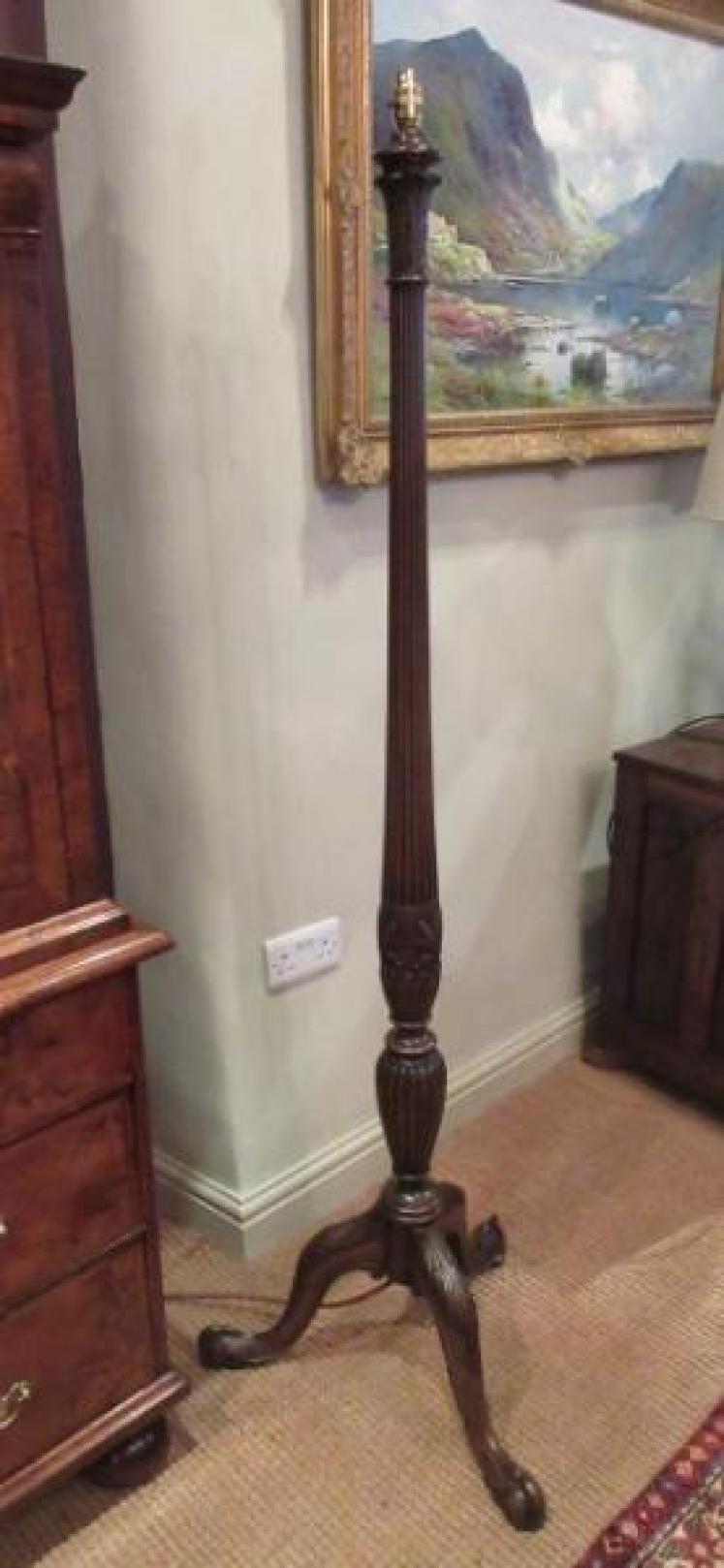 George III Style Mahogany Reeded Lamp Standard - Image 1