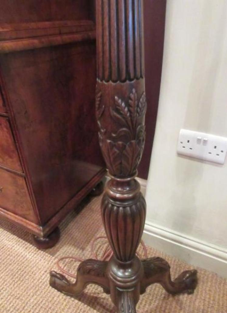 George III Style Mahogany Reeded Lamp Standard - Image 3