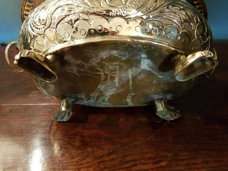 Fine Quality Regency Brass Planter - Image 2