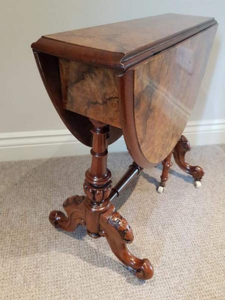 Superb Mid Victorian Burr Walnut Baby Sutherland Table - Image 3