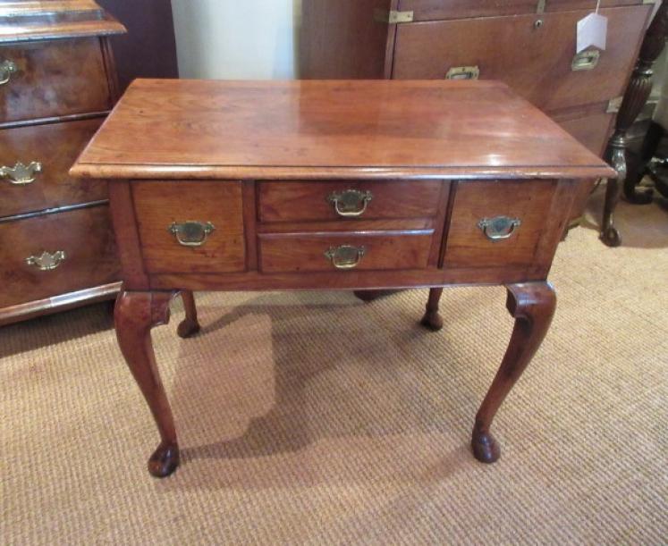 George II Period Elm Low Boy.c.1740 - Image 1