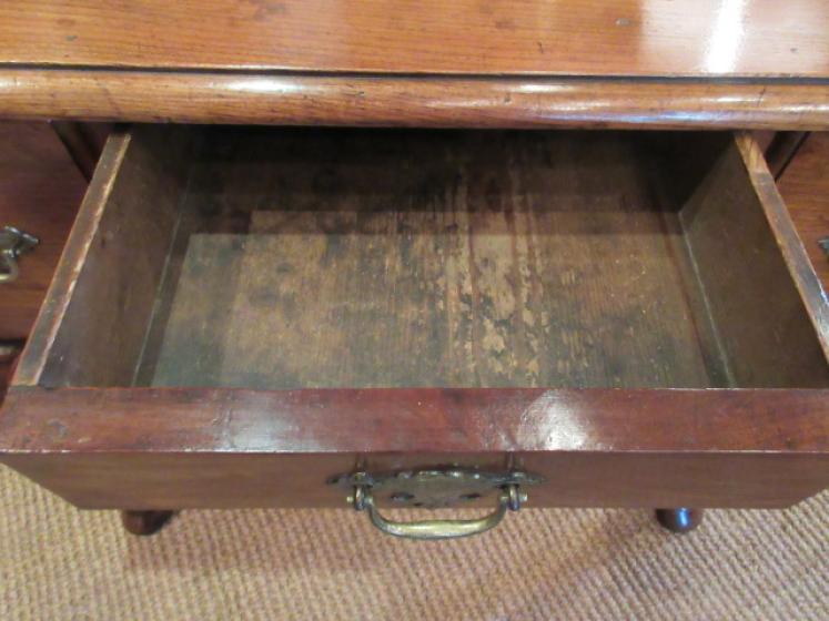 George II Period Elm Low Boy.c.1740 - Image 5