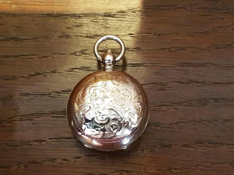 Engraved George V Silver Sovereign Case - Image 2