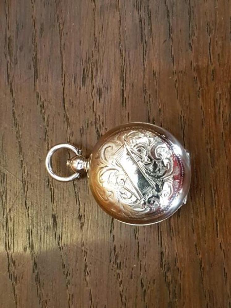 Engraved George V Silver Sovereign Case - Image 4