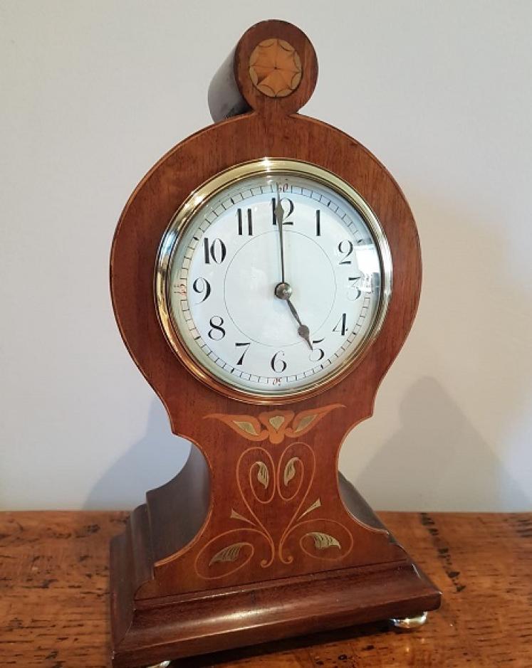 Art Nouveau Period Inlaid Shaped Mantel Clock - Image 1