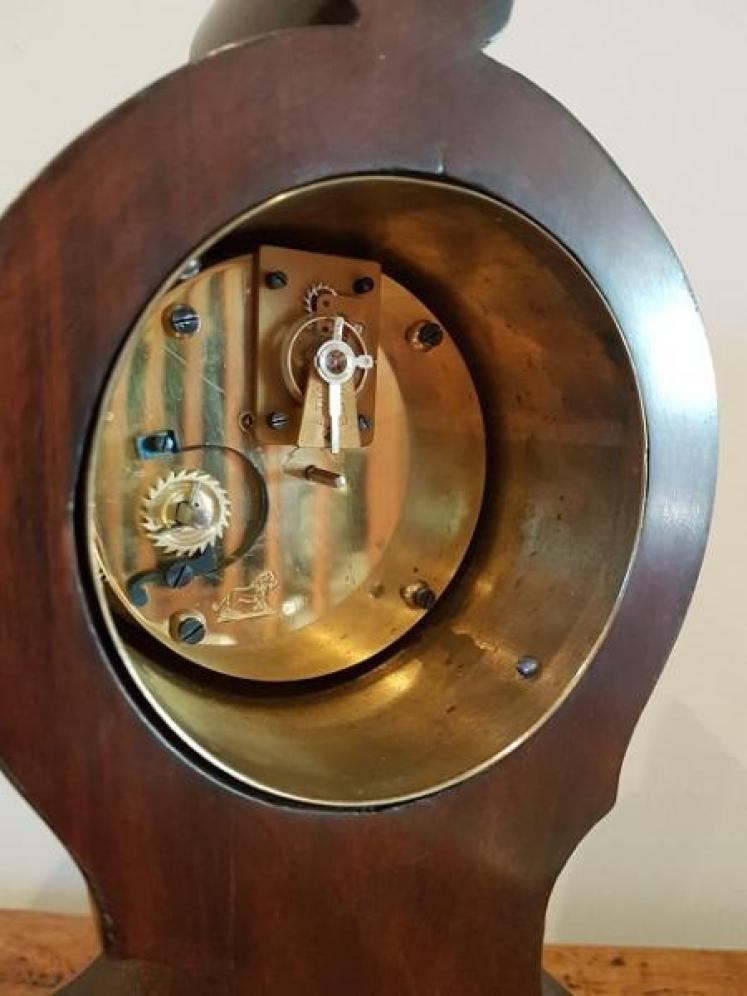 Art Nouveau Period Inlaid Shaped Mantel Clock - Image 4