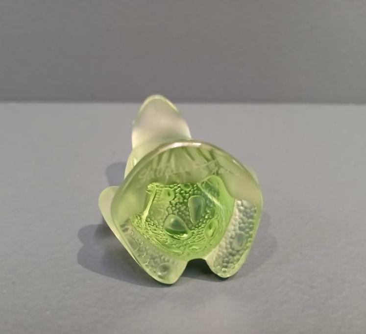 Lalique Light Green Opalescent Frog - Image 6