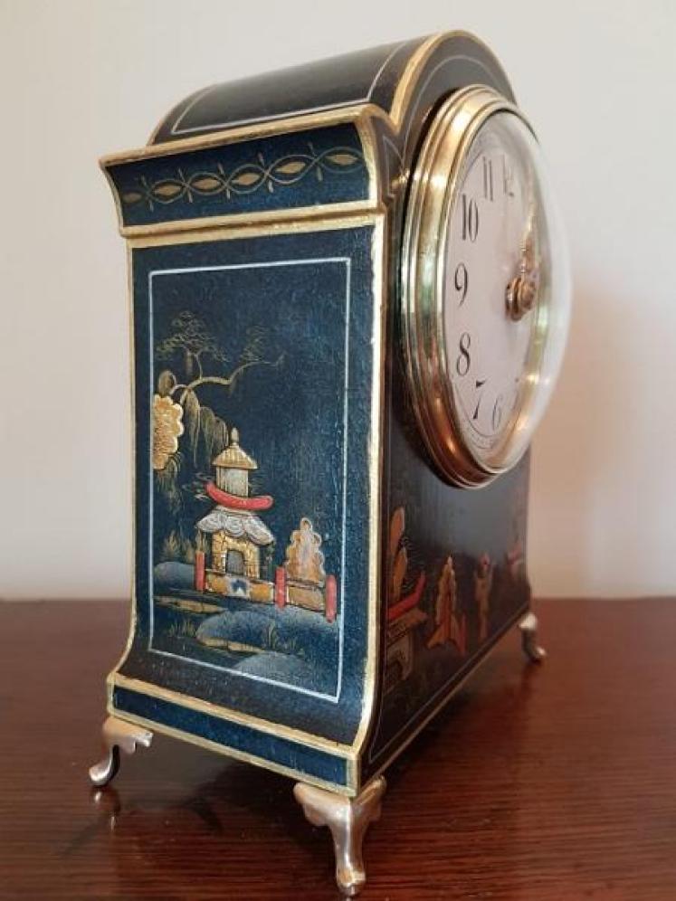 Edwardian Antique Chinioserie Lacquered Mantel Clock - Image 5