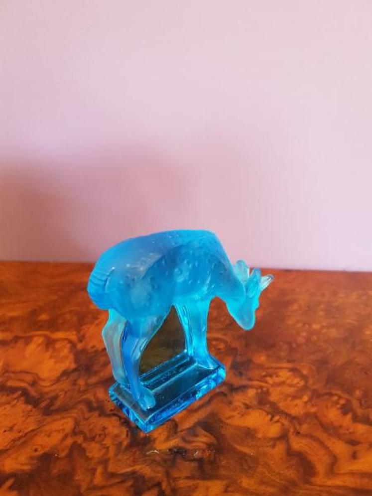 Lalique Opalecent Fawn - Image 2
