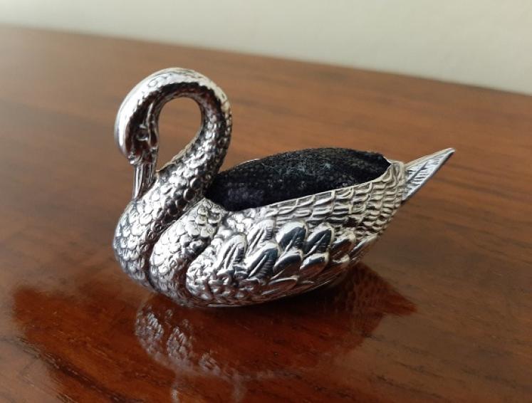 Edwardian Antique Silver 'Swan' Novelty Pin Cushion - Image 1