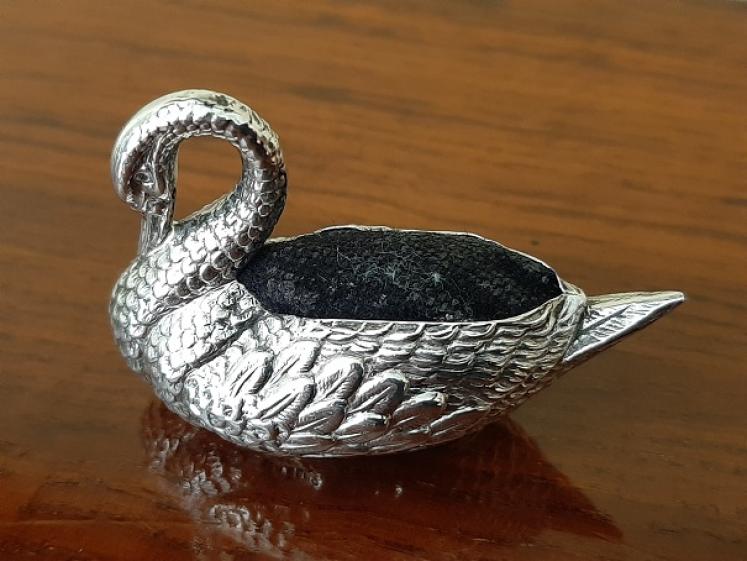 Edwardian Antique Silver 'Swan' Novelty Pin Cushion - Image 4