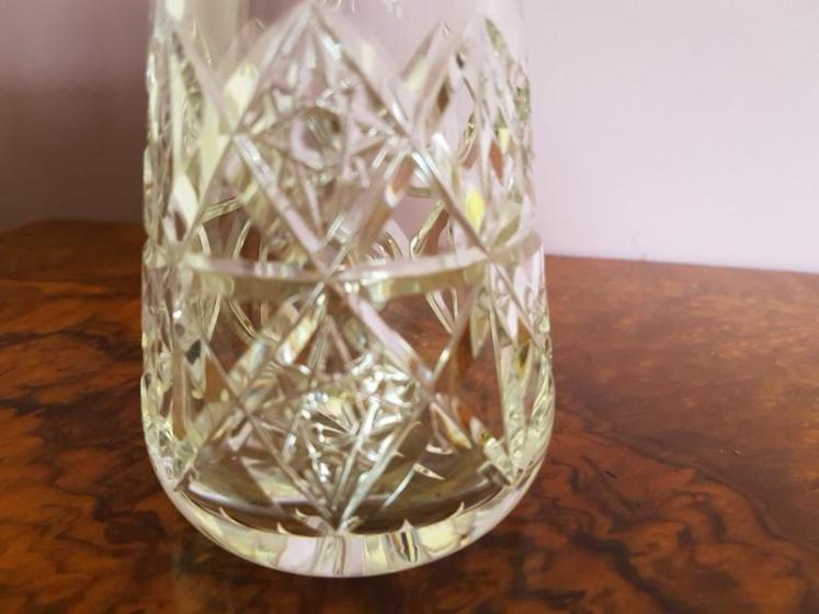 Quality Fretted Silver Top Cut Crystal Sugar Castor - Image 3