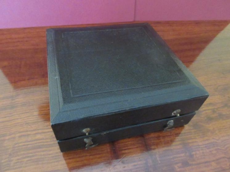 Top Quality Victorian Marine Barometer in Original Case - Image 4