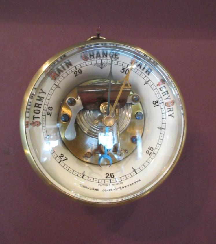 Top Quality Victorian Marine Barometer in Original Case - Image 5