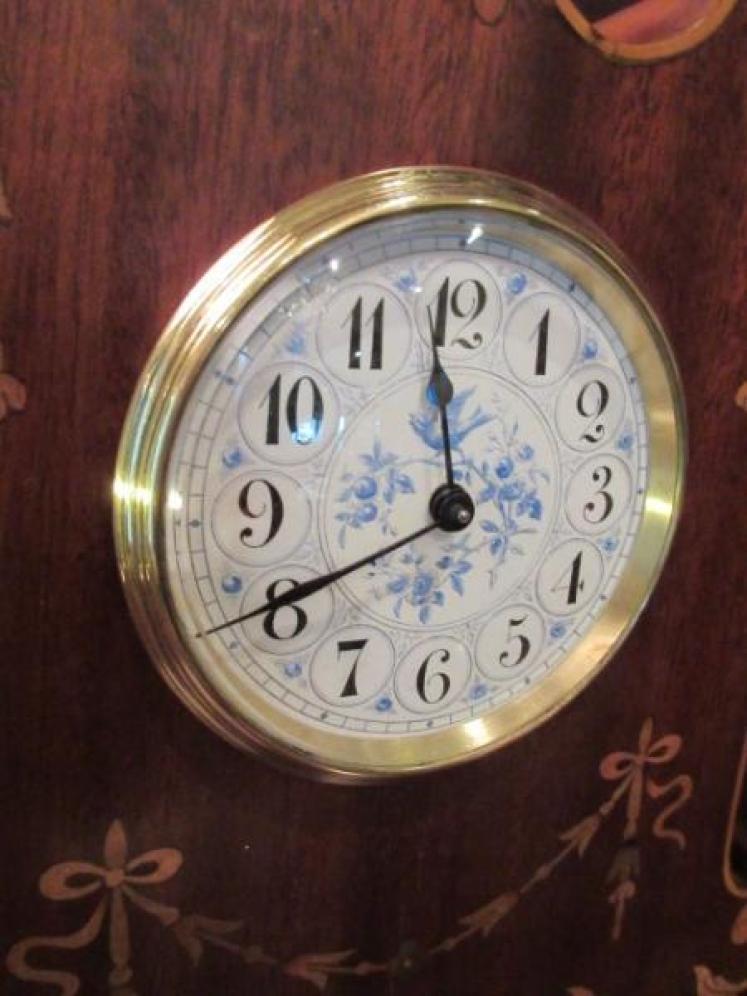 Art Nouveau Period Inlaid Shaped Top Mantel Clock - Image 2