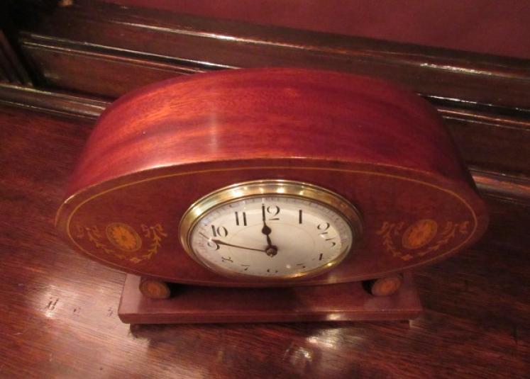 Edwardian Period Sheraton Inlaid Oval Mantel Clock - Image 2