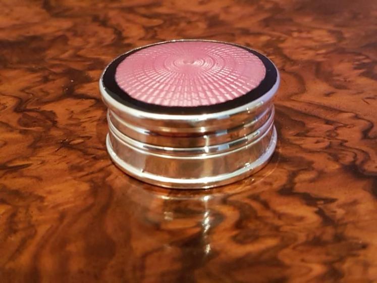 George V Period Antique Silver & Pink Enamel Box - Image 1