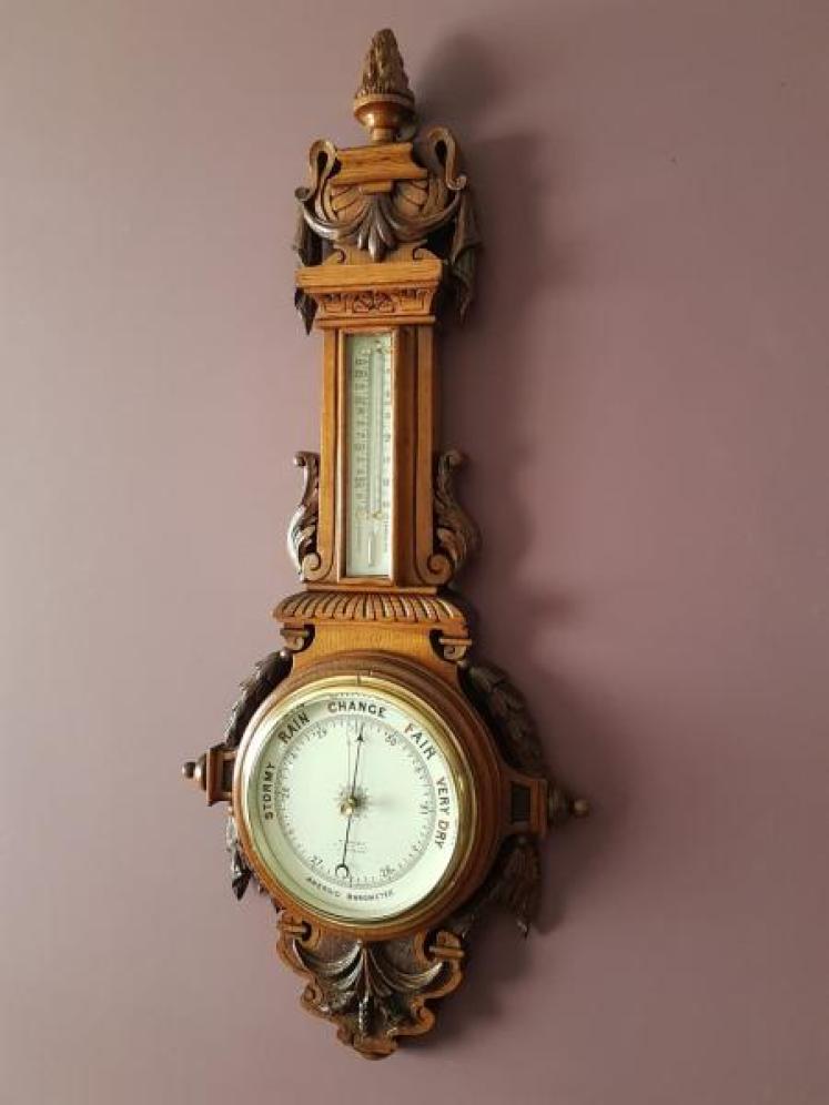 Top Quality Victorian Carved Oak Android Banjo Barometer - Image 1