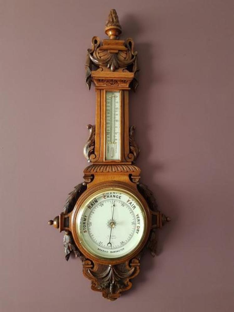 Top Quality Victorian Carved Oak Android Banjo Barometer - Image 5