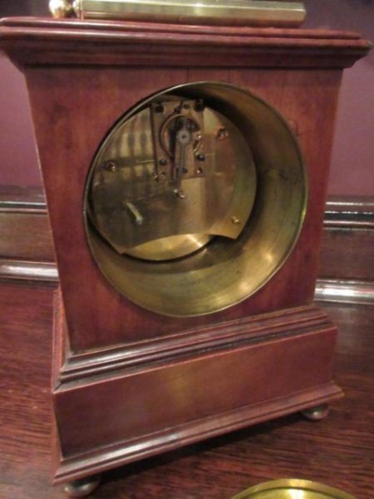 Superb Victorian Antique Mantel Clock with Calendar  - Image 5