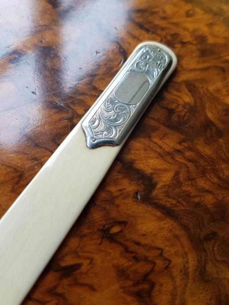 High Quality Victorian Antique Silver Mounted Page Turner - Image 4