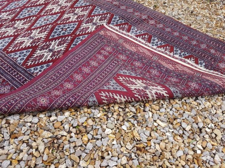 Fine Old Bokara Pure Wool Rug - Image 5