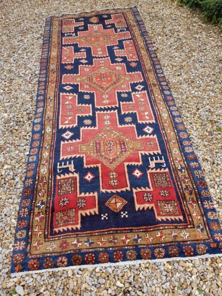 Immaculate Old Persian Rug - Image 5