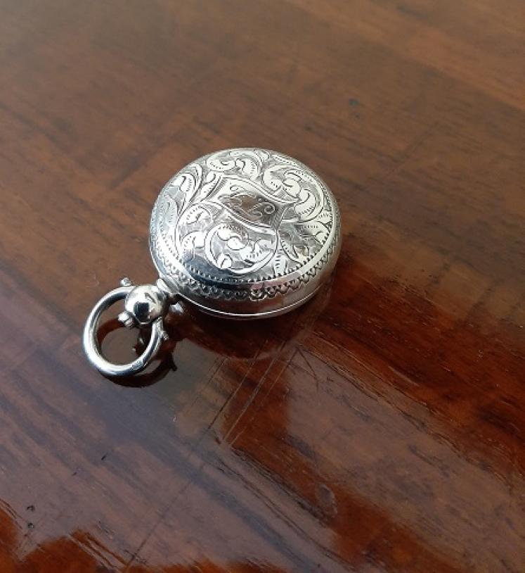 George V Antique Silver Engraved Sovereign Case - Image 4