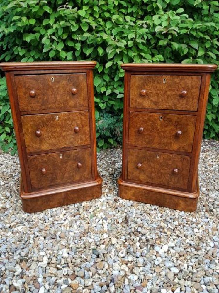 Pair of Top Quality Victorian Burr Walnut Bedside Chests - Image 1