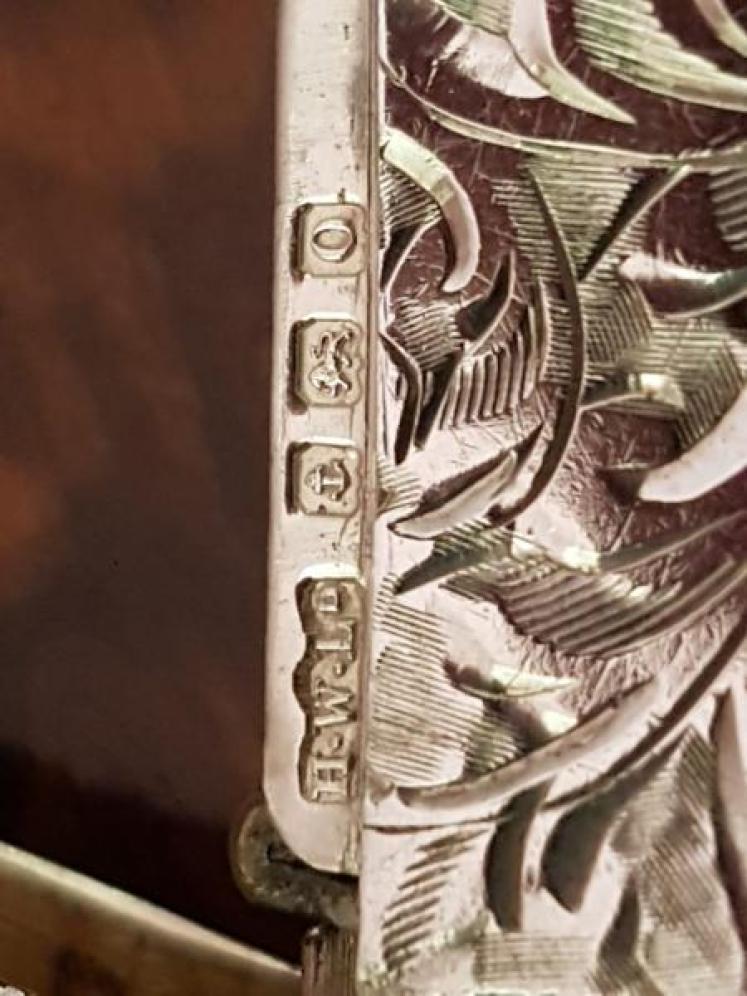 George V Silver and Gold Vesta Case - Image 4
