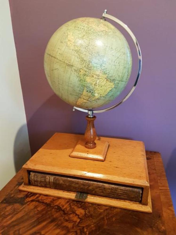 1930's Philips Desktop British Empire Globe And Atlas On Oak Stand - Image 1
