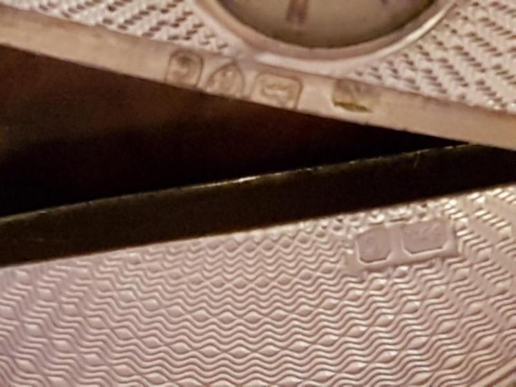 Antique Chester Silver Vesta Case Inset with a Compass - Image 5