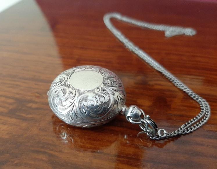 Edwardian Antique Silver Engraved Sovereign Case - Image 5