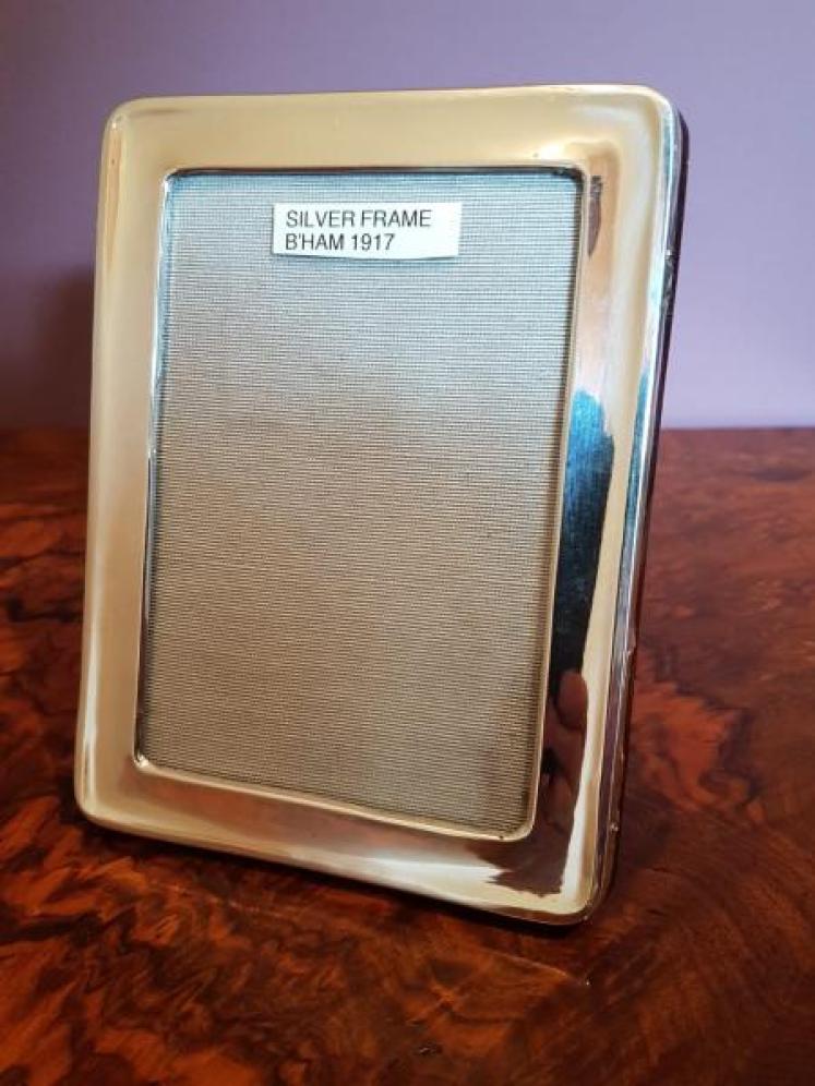 George  V Period Anique Silver Photo Frame - Image 5