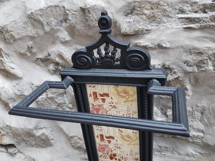 Victorian Cast Iron Tiled Back Stick Stand  - Image 2