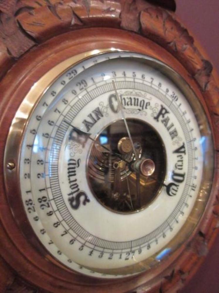 Antique Polished Walnut 'Pendant' Banjo Barometer - Image 3