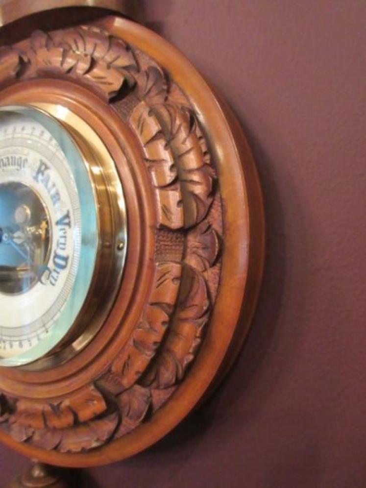 Antique Polished Walnut 'Pendant' Banjo Barometer - Image 4