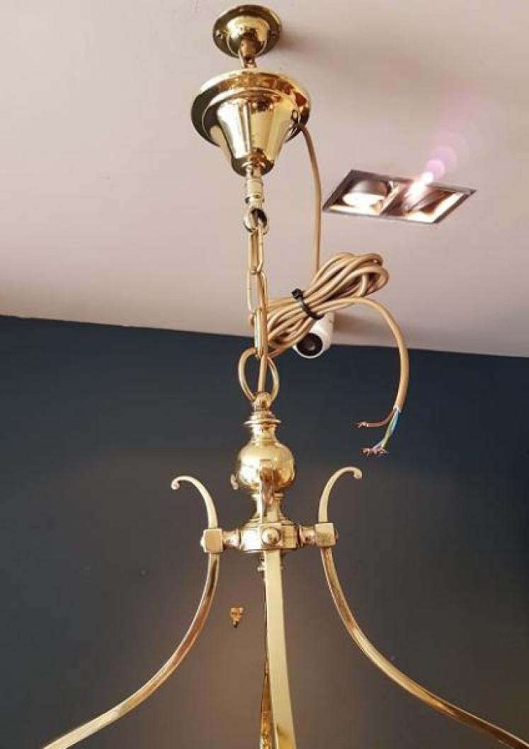 Superb Antique Brass & Bevelled Glass Hall Lantern  - Image 4